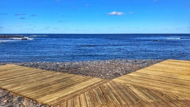 Mejorado el acceso al litoral de La Caleta de Interián