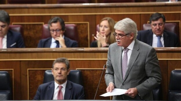 Cs pide la comparecencia de Dastis tras autorizar Marruecos exploraciones de petróleo