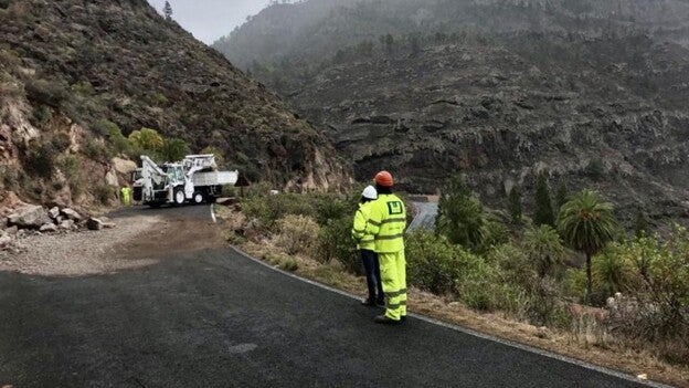 El Cabildo reabre la carretera de Las Niñas