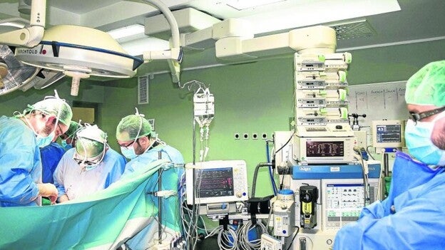 Oftalmología y traumatología, con más pacientes pendientes