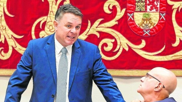 Negrín, sujeto a las normas del Gobierno según la Audiencia