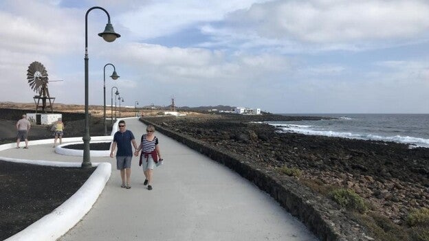Costas abre el trámite para una playa al norte de Costa Teguise