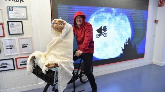 ‘ET’ da con un nuevo Elliot