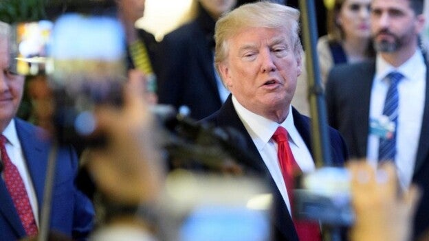 Trump niega que intentara despedir al fiscal Mueller