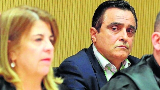 Cuatro testigos desligan a Valido de la decisión del orden de pagos