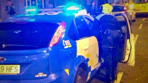 Roba un coche y hace el kamikaze por Mesa y López