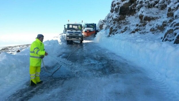 Continúa cerrado acceso al Roque de Los Muchachos por Santa Cruz de La Palma