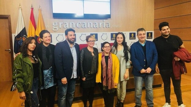 Se integrará a la comunidad gitana en políticas que le afecten