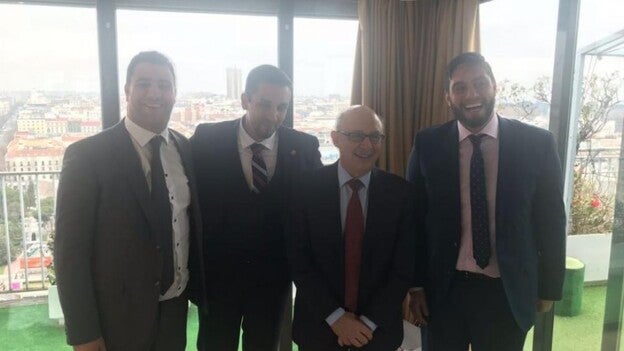 AJE Canarias, con Cristóbal Montoro, Ministro de Hacienda