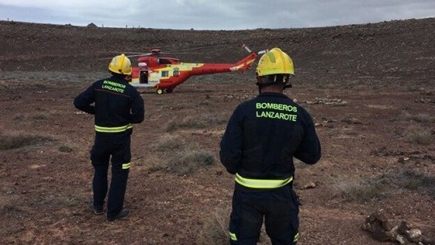 Evacuado en helicóptero un senderista herido en Yaiza