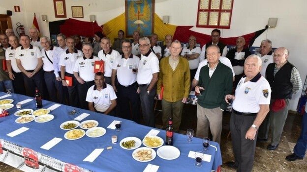 Homenaje a los paracaidistas veteranos de la guerra de Sidi Ifni