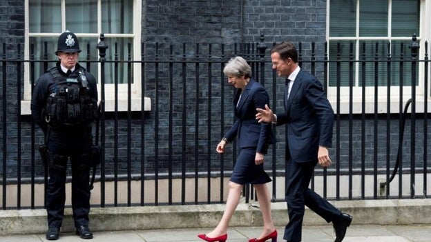 May y Corbyn fijan posiciones ante una semana clave para el "brexit"