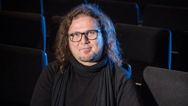 «La financiación colectiva permite tirarse a la piscina»