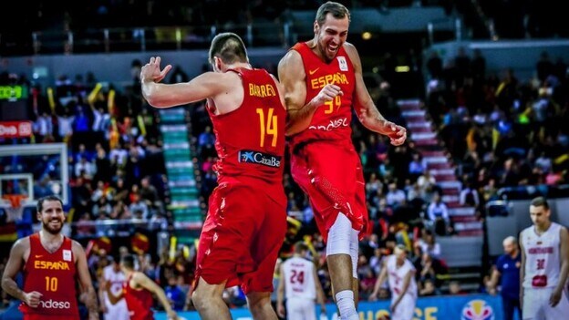 El ‘amarillo’ Aguilar, decisivo en la victoria ante Montenegro