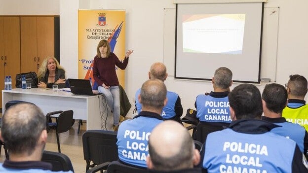 La policía se forma contra la transfobia