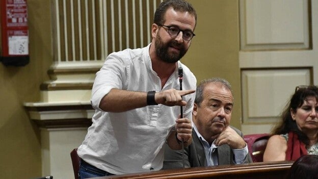 Acusan a Clavijo de apoyar a la patronal de la ambulancia y no a los trabajadores