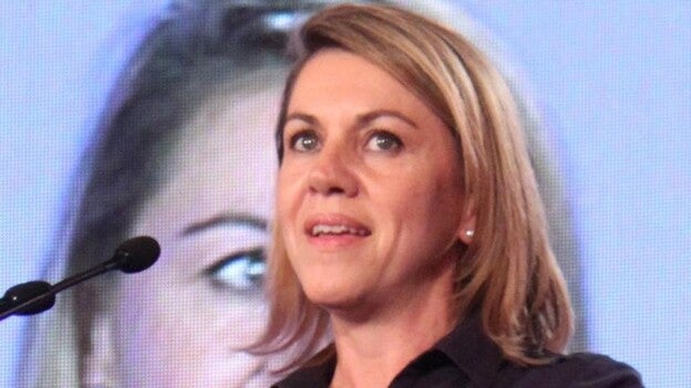 El Congreso cita a Cospedal el 22 de mayo en la comisión que investiga las finanzas del PP