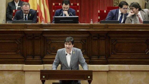 Torrent da la palabra a los grupos ante "situación grave que vive el país"