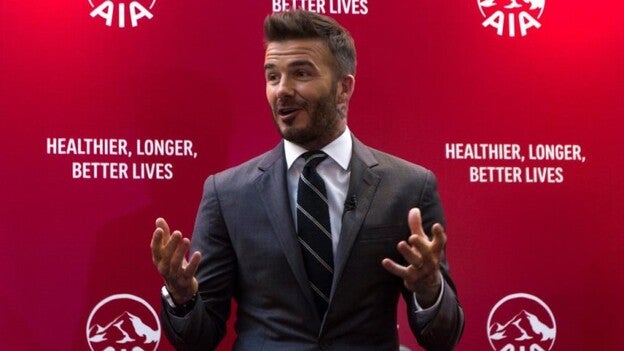 Beckham apuesta por el fútbol base en su visita a Indonesia