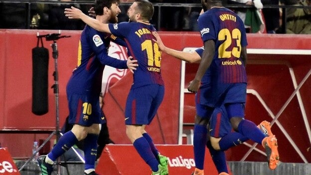 Messi evita la primera derrota