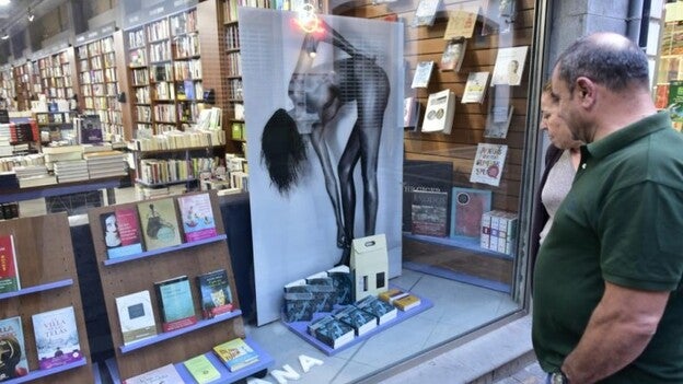 ¿Una obra de arte o un cartel sexista?