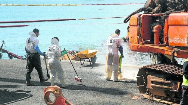 El arreglo del muelle de Gran Tarajal se prevé acabar en junio