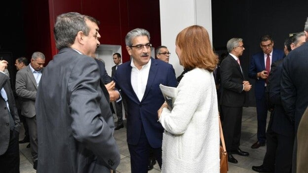 Conferencia de Paulino Rivero en CANARIAS7