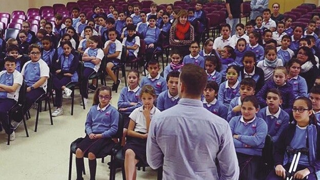 El arbitraje se acerca a los niños