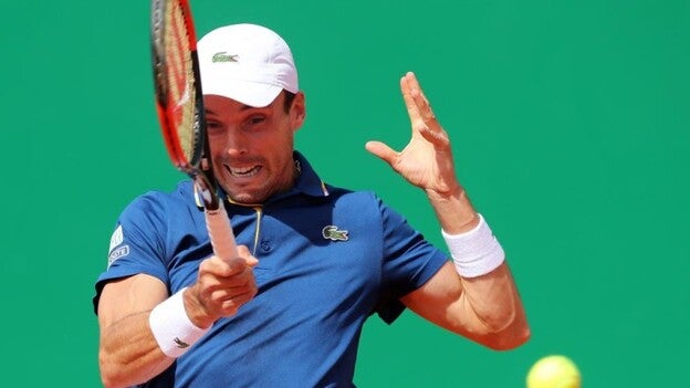 Roberto Bautista se impone a Feliciano López