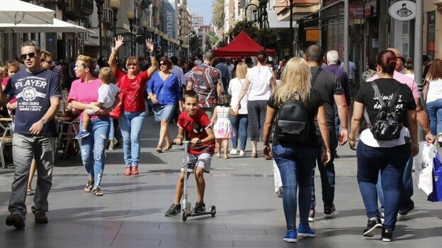 La población crece gracias a los extranjeros