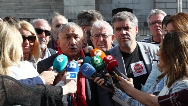 UGT pide a Cifuentes que dé "un paso atrás"