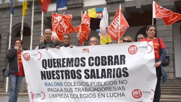 impagos a los trabajadores de limpieza de los colegios