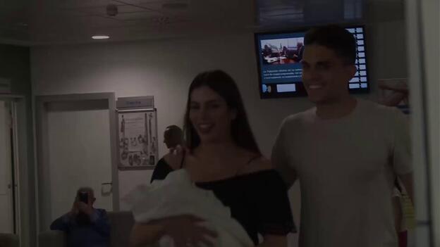 Melissa y Marc ya están en casa con la pequeña Abril