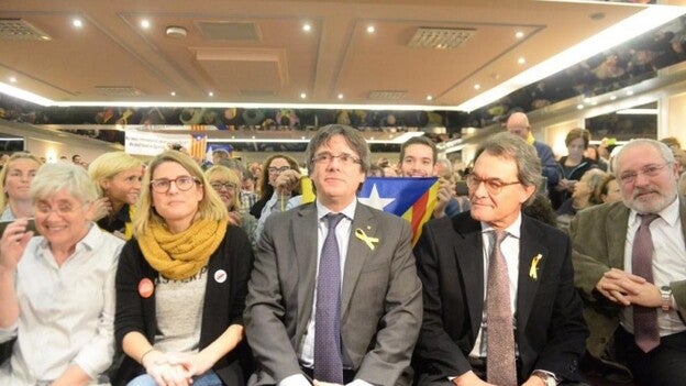 La investidura de Puigdemont a distancia, intacta