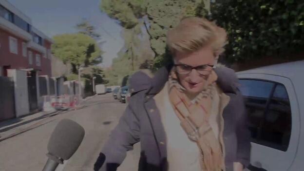 Carlos y Margarita felices con su nieto