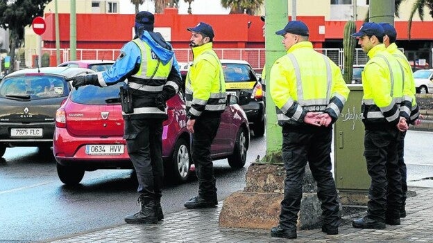 Hidalgo sostiene que «los agentes de movilidad pueden multar»