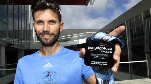 Efrén Segundo forma parte de la historia