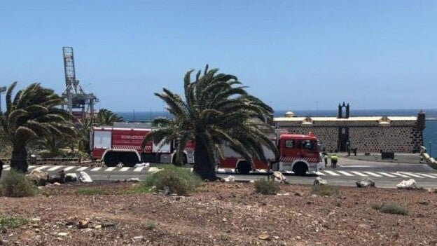 Un vertido de agua residual afecta al Castillo