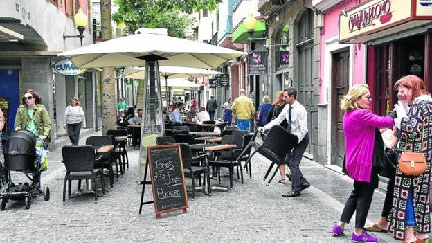 El plan Vegueta-Triana prohíbe la apertura de nuevos bares en 17 calles