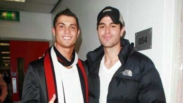 Enrique Iglesias. Concierto solidario con su amigo Ronaldo