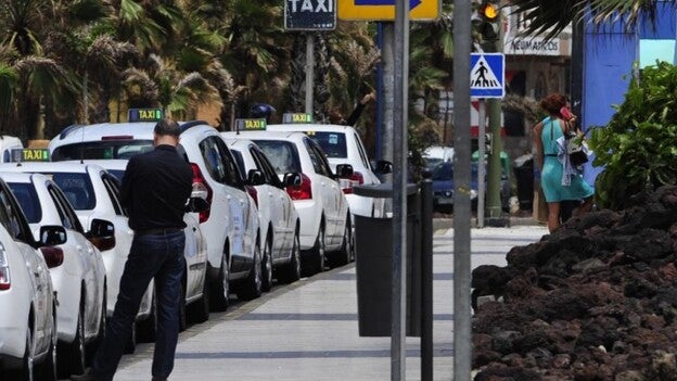 El equilibrio económico del taxi requiere tarifas un 27% más caras