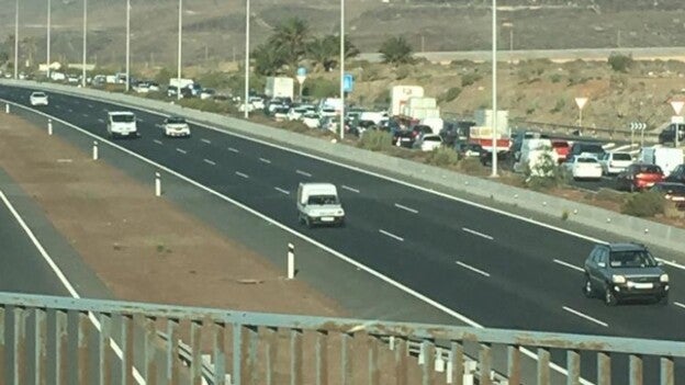 Cinco heridos en accidentes en la GC-1