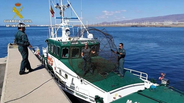 Intervienen 46 nasas ilegales en Arinaga