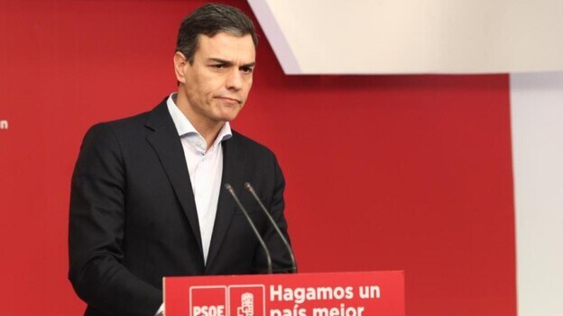 La moción de censura del PSOE adelantaría las elecciones