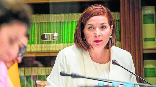 María Lorenzo advierte del futuro judicial que aguarda a Negrín