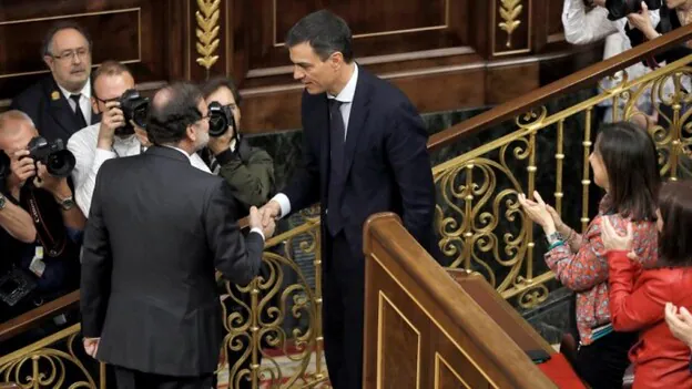 Rajoy, primer presidente derrocado por una moción de censura