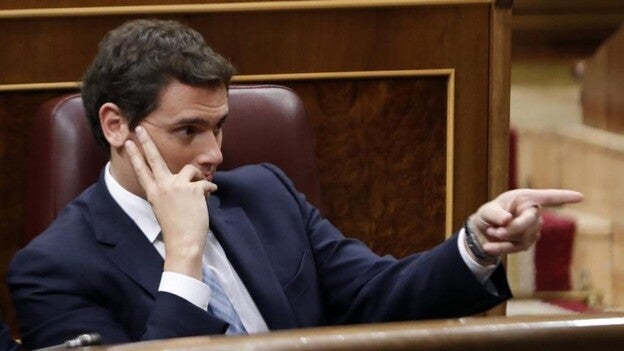 PP y Ciudadanos, a la greña en las redes por la derrota de Rajoy