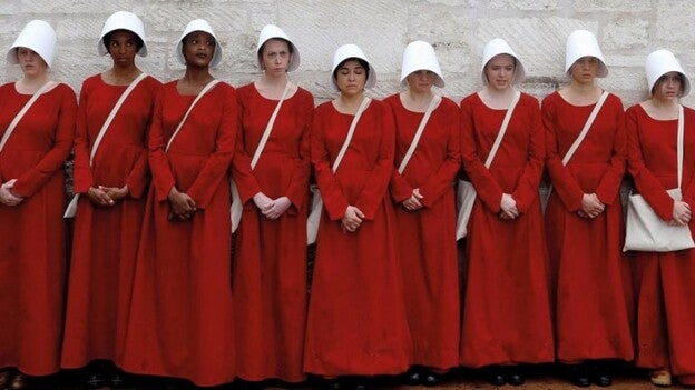 El 19 de junio llega el mundo distópico de ‘El cuento de la criada’