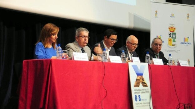 La Ley del Suelo «ha provocado la promiscuidad del terreno rústico»