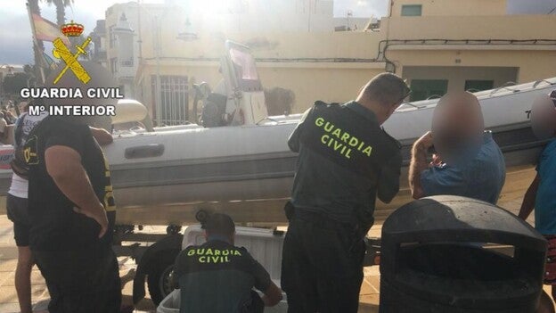 Tres pescadores furtivos denunciados en Arinaga